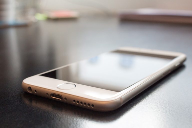 Comment choisir votre chargeur sans fil pour votre iPhone ?