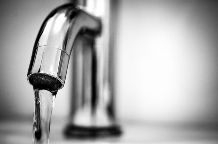 Économiser de l’eau à l’aide d’ un montage électronique de contrôle par IR